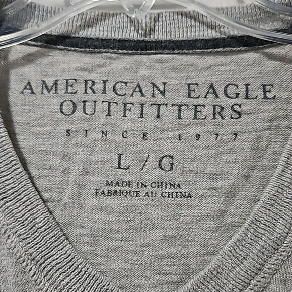 American Eagle Pullover Sweater - Picture 2 of 3